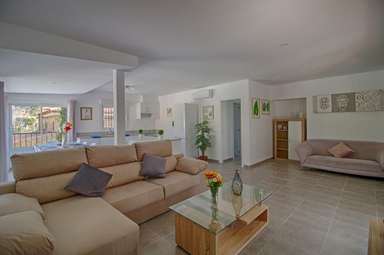 Holiday Villa Tatiana Calpe Bagian luar foto